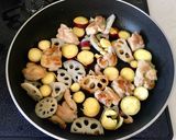 鶏肉と薩摩芋と蓮根のハニーマスタード炒め作り方3写真