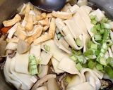 味がしみしみ、具沢山煮込みうどん作り方8写真