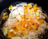 パプリカとゆで玉ねぎと蒸し鶏の和え物作り方4写真