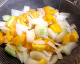 パプリカとゆで玉ねぎと蒸し鶏の和え物作り方5写真