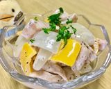 パプリカとゆで玉ねぎと蒸し鶏の和え物作り方7写真