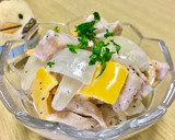 パプリカとゆで玉ねぎと蒸し鶏の和え物作り方7写真