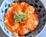 鶏の唐揚げ エビチリ風玉子とじ丼作り方5写真