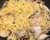 鶏、椎茸、しめじの和風パスタ作り方5写真