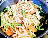 バター醤油でコク旨焼きうどん♪作り方7写真