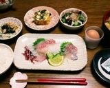 イサキの刺身の雑穀米とろろ卵かけご飯☺⛄作り方2写真