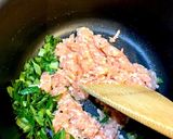 １歳　スプーン練習中　鳥ミンチの中華風作り方3写真