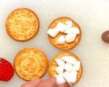 苺デコのマシュマロサンドビスケット作り方2写真