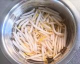 砂肝とニラもやしのスープ作り方1写真