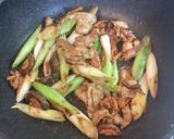 白ネギと豚肉の酒粕＆赤味噌炒め作り方7写真
