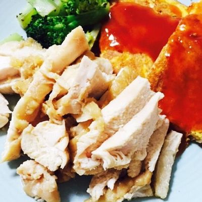 簡単!爆発しない!レンジで鶏胸の焼豚風〜 by たまご先輩