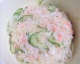 カニカマ+胡瓜+玉ねぎの見た目カニサラダ作り方4写真