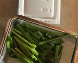 納豆とニラのトースト（チーズ入り）作り方1写真