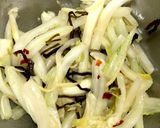 簡単♪白菜の胡麻油入りピリ辛甘酢和え作り方3写真
