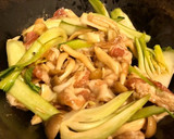 豚バラときのこの青菜炒め作り方4写真