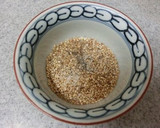 しっとりやわらか♪　鶏むねのねぎ塩炒め作り方2写真