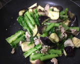 大根の葉と豚肉とナスのオイスター炒め作り方3写真