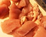 タジン鍋でつくる鶏胸肉のトマトソース煮！作り方1写真
