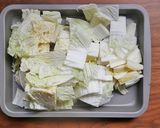 ご飯がすすむ甘辛味♪豚肉と白菜の味噌炒め作り方1写真