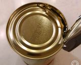 プルタブがない缶詰めの、缶切りでの開け方作り方2写真