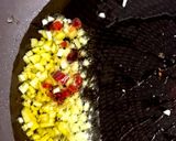 シェフ直伝！ハナビラタケのペペロンチーノ作り方3写真