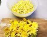 食用菊と黒ゴマの柚子甘酢和え作り方1写真