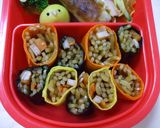 焼きそばま～き巻き弁当（キャラ弁）作り方4写真