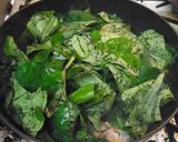 豚バラ肉とサツマイモの蔓の炒め物作り方5写真