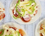 餃子の皮でミニピザ♪作り方2写真