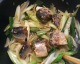 鰯の缶詰の長ネギ炒め！作り方4写真