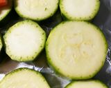 【簡単】ズッキーニカニカマチーズマヨのせ作り方1写真