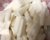 材料２つの超簡単！山芋のゆかり和え作り方1写真