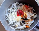もやしと餃子の皮の旨辛スープ作り方3写真