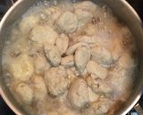 春菊となめこと鶏団子の生姜海鮮スープ作り方3写真