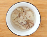 牡蠣(かき)とベーコンのガリバタ醤油炒め作り方1写真