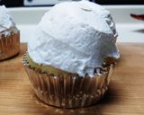 クリスマスカップケーキ／サンタと雪だるま作り方3写真