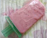 生クリーム不要☆ストロベリーアイス作り方1写真