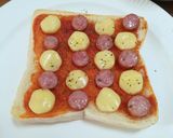 簡単☆朝トースト：ピザ風ガーリック味作り方8写真