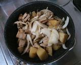 ポンでサッパリ！炒め煮肉じゃが♪作り方4写真