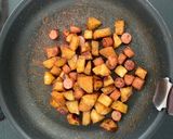 さつま芋とウィンナーのコロコロ照焼き作り方8写真