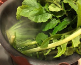 大根の葉っぱとひき肉の味噌炒め作り方1写真