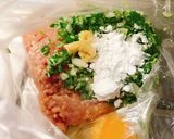 ビニール袋で簡単☆ふわふわ鶏団子作り方3写真