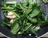 糖尿食小松菜とツナの塩コショウ炒め作り方3写真
