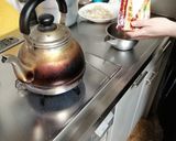 チキンラーメン　カルボナーラ風作り方1写真