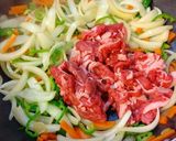 牛小間切れの甘コチュ炒め。作り方4写真