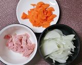 簡単スピード料理！たっぷり白菜の焼うどん作り方1写真