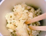 じゃがりこで♪おつまみ✨カップサラダ作り方5写真