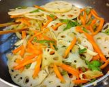 れんこん甘酸っぱ炒め煮。作り方5写真