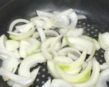 玉ねぎと卵の入り炒め作り方1写真