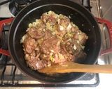 ストウブで作る牛ほほ肉の赤ワイン煮込み作り方4写真